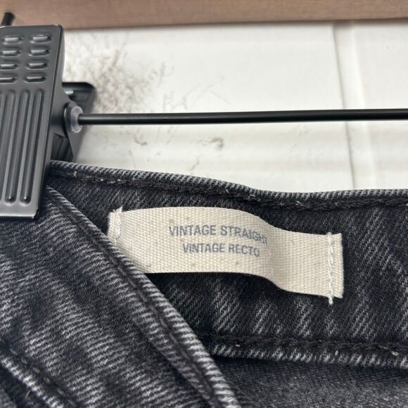 Universal Thread Gray Vintage Straight Jeans Size 8 - Picture 3 of 5